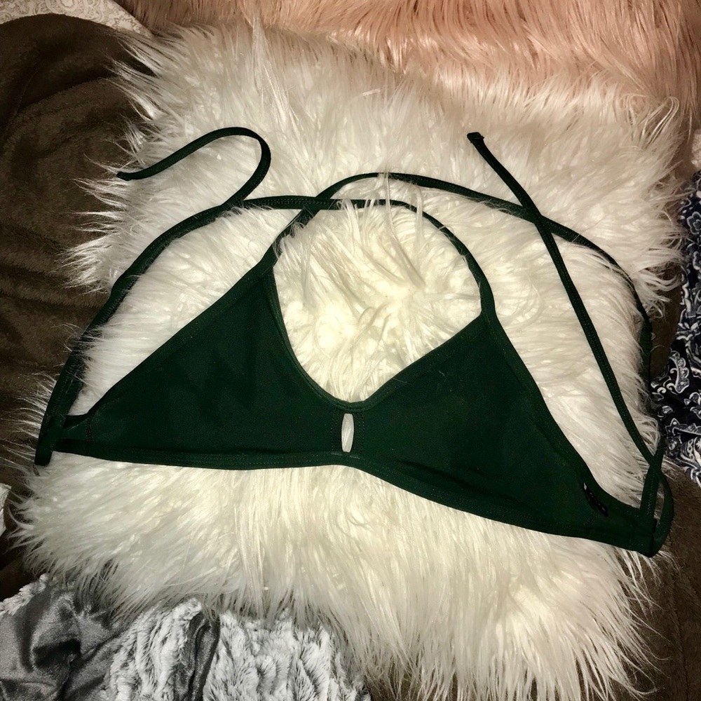 Jolyn • Forest green vent top